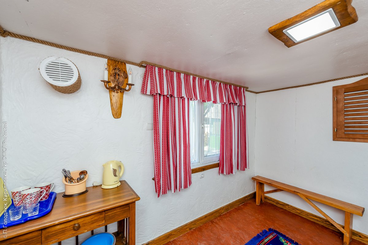 частный сектор «Гостевой Дом «Батькивська Хата»», Кирилловка. Фото 18