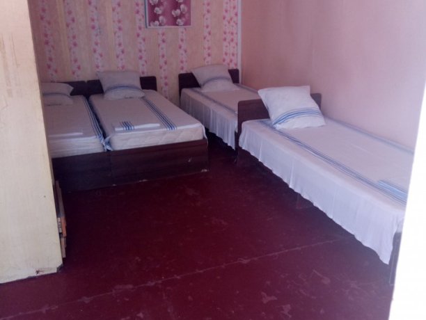 Домик 11-А однокомнатный, база отдыха «Днепр», Кирилловка. Фото 1