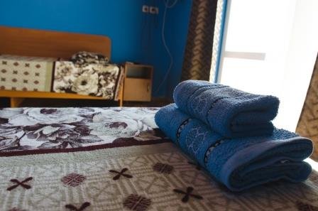 Люкс №1 (1 Корпус) однокомнатный, база отдыха «Ялта», Кирилловка. Фото 4