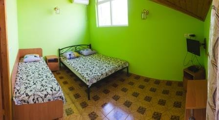 Люкс №4 (1 Корпус) однокомнатный, база отдыха «Ялта», Кирилловка. Фото 9