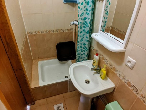 Люкс №13 (2 Корпус) однокомнатный, база отдыха «Ялта», Кирилловка. Фото 3