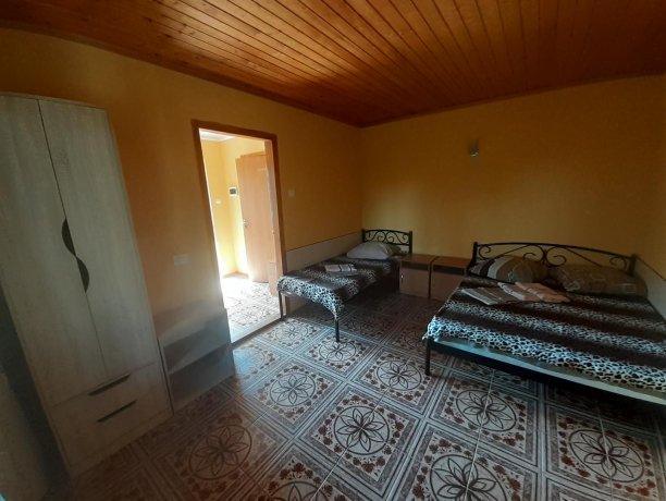 Люкс №20 (3 Корпус) однокомнатный, база отдыха «Ялта», Кирилловка. Фото 7