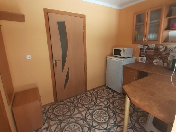 Люкс №22 (3 Корпус) однокомнатный, база отдыха «Ялта», Кирилловка. Фото 1