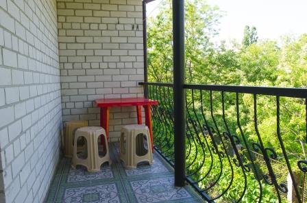 Люкс №23 (3 Корпус) однокомнатный, база отдыха «Ялта», Кирилловка. Фото 1