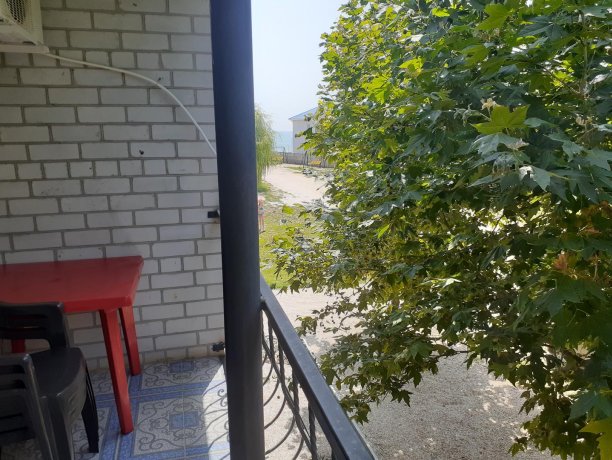 Люкс №24 (3 Корпус) однокомнатный, база отдыха «Ялта», Кирилловка. Фото 7