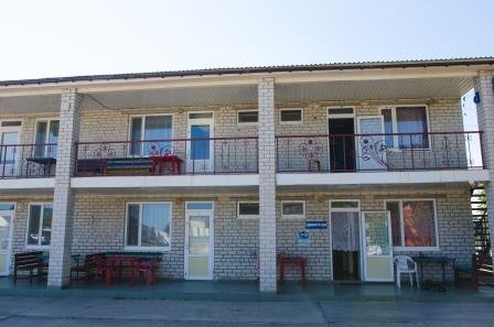 Люкс №26 (Админ.Корп) однокомнатный, база отдыха «Ялта», Кирилловка. Фото 7