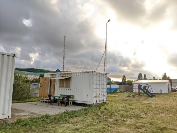 Домик Вагончик однокомнатный, база отдыха «Ялта», Кирилловка. Фото 4