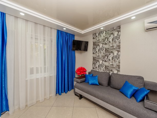 Люкс №2 VIP однокомнатный, гостевой дом «Гостевой Дом 170», Кирилловка. Фото 4