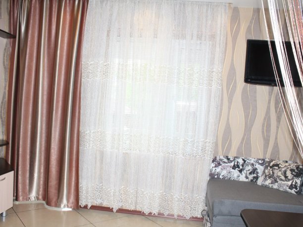 Люкс №7 однокомнатный, гостевой дом «Гостевой Дом 170», Кирилловка. Фото 4