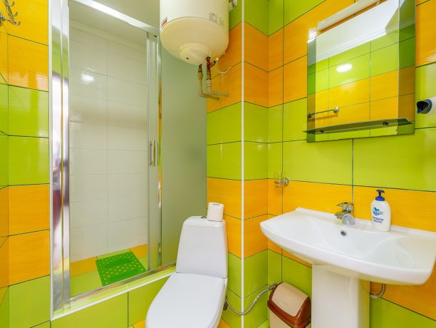 Люкс №1  VIP однокомнатный, гостевой дом «Гостевой Дом 170», Кирилловка. Фото 6