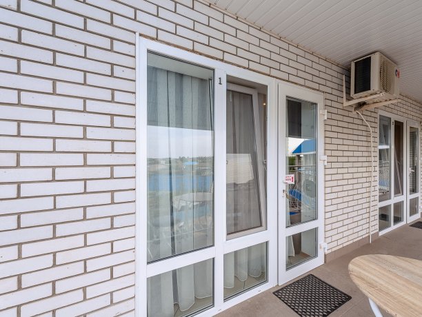 Люкс №1  VIP однокомнатный, гостевой дом «Гостевой Дом 170», Кирилловка. Фото 9