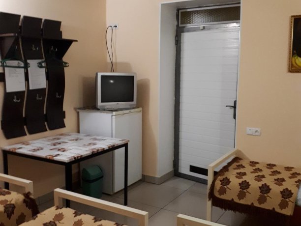 Эконом №1 однокомнатный, гостевой дом «Гостевой Дом 170», Кирилловка. Фото 2