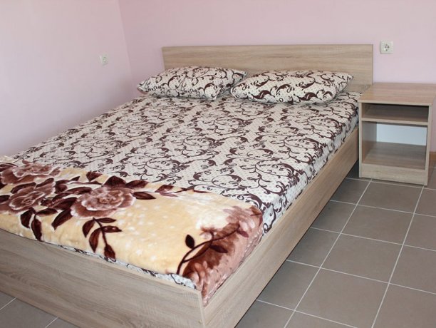 Люкс-студио №1-4 однокомнатный, база отдыха «Азов-сервис», Кирилловка. Фото 1