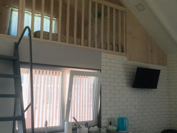 Коттедж 20 двухкомнатный, база отдыха «Днепр», Кирилловка. Фото 2