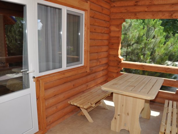 Бунгало №3 однокомнатный, база отдыха «Променад», Кирилловка. Фото 1