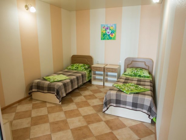 Апартаменты №1 трехкомнатный, база отдыха «ADMIRAL», Кирилловка. Фото 9