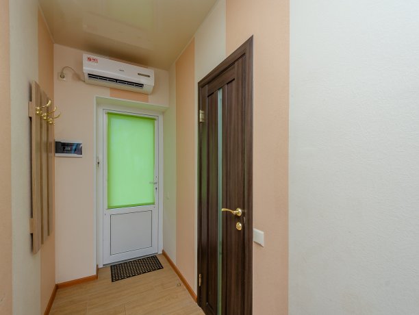 Коттедж Family №5 двухкомнатный, база отдыха «ADMIRAL», Кирилловка. Фото 10