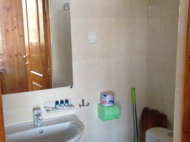 Бунгало №6 однокомнатный, база отдыха «ADMIRAL», Кирилловка. Фото 9