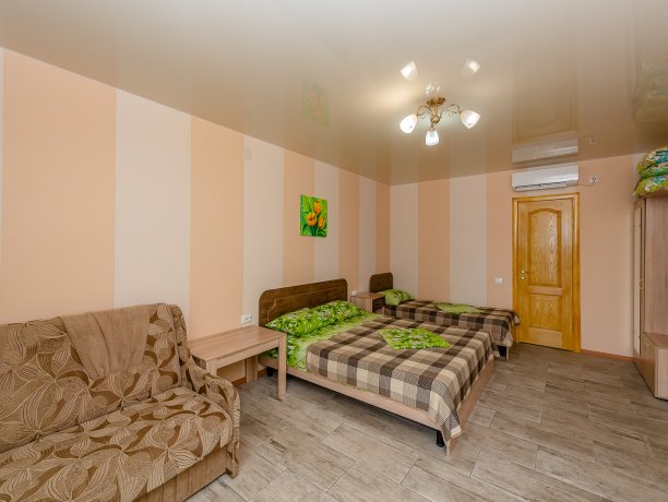 Люкс плюс №26 (3корп.) однокомнатный, база отдыха «ADMIRAL», Кирилловка. Фото 2