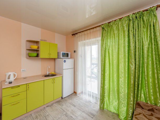 Люкс плюс №27 (3корп.) однокомнатный, база отдыха «ADMIRAL», Кирилловка. Фото 4