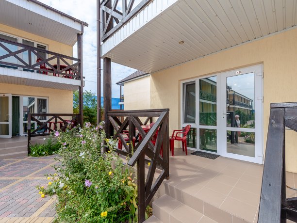 Люкс плюс №30 (3корп.) однокомнатный, база отдыха «ADMIRAL», Кирилловка. Фото 8