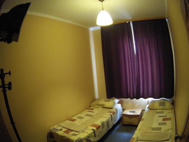 Люкс №53 трехкомнатный, база отдыха «Кипарис», Кирилловка. Фото 5