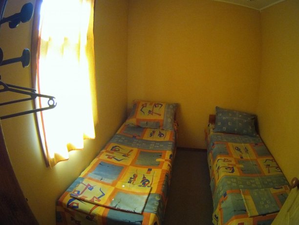 Стандарт №41 однокомнатный, база отдыха «Кипарис», Кирилловка. Фото 3