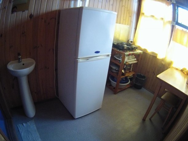 Стандарт №45 однокомнатный, база отдыха «Кипарис», Кирилловка. Фото 1