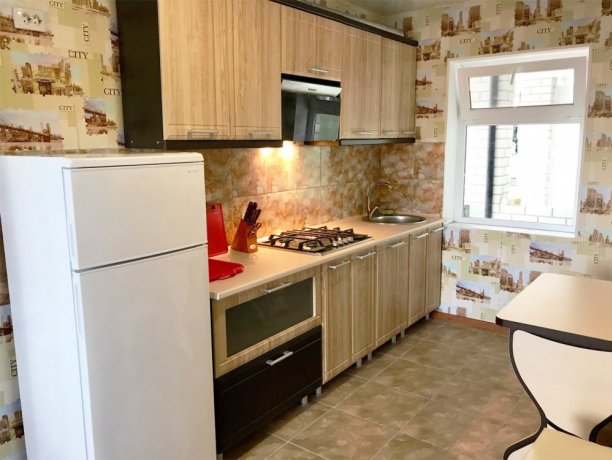 Люкс дом (4 корпус) двухкомнатный, гостевой дом «Афродита +Бассейн», Кирилловка. Фото 1