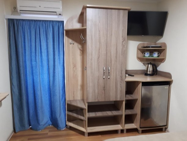 Люкс №7 однокомнатный, гостевой дом «Гостевой Дом 170», Кирилловка. Фото 3