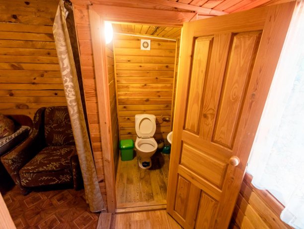 Коттедж №31 однокомнатный, база отдыха «Солнышко», Кирилловка. Фото 7