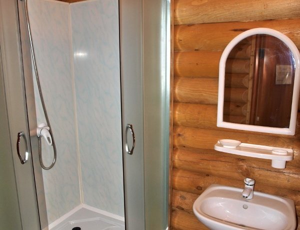 Люкс №12 (сруб) однокомнатный, база отдыха «Акварель», Кирилловка. Фото 2