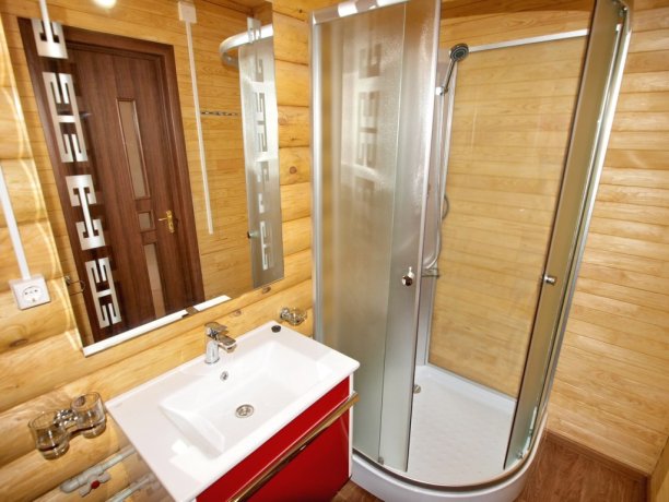 Люкс №24 (сруб) однокомнатный, база отдыха «Акварель», Кирилловка. Фото 3