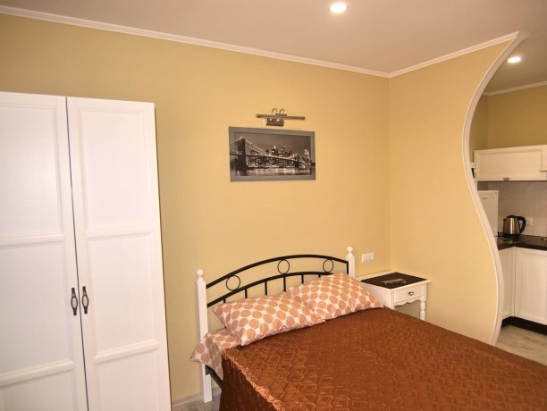 Студия №56 однокомнатный, база отдыха «Акварель», Кирилловка. Фото 2