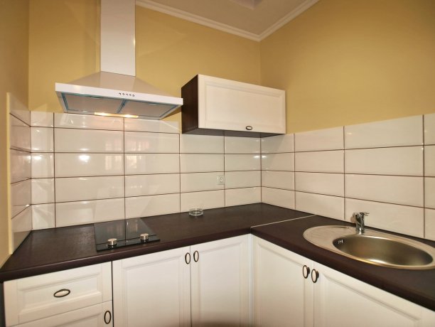 Люкс №71 однокомнатный, база отдыха «Акварель», Кирилловка. Фото 4