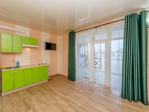 Коттедж Family sea 1 однокомнатный, база отдыха «ADMIRAL», Кирилловка. Фото 10