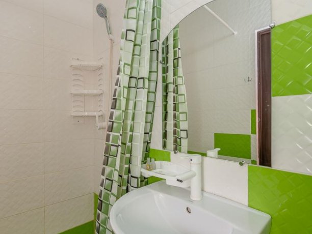 Коттедж Family sea 1 однокомнатный, база отдыха «ADMIRAL», Кирилловка. Фото 12