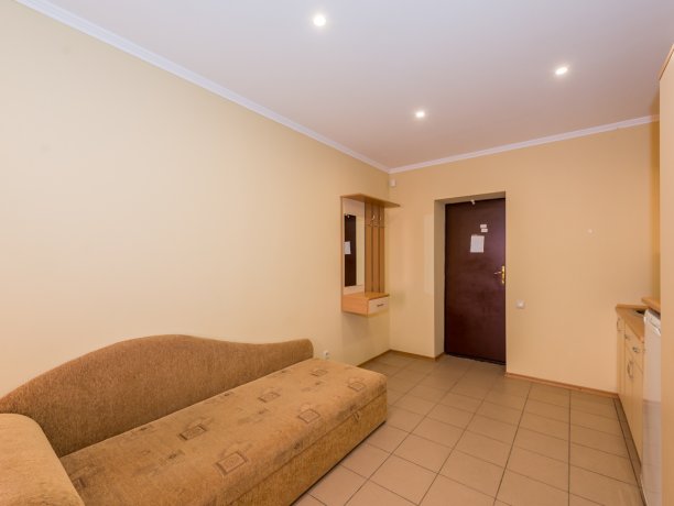 Стандарт № 210 однокомнатный, база отдыха «Водный мир», Кирилловка. Фото 2