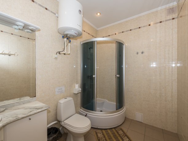 Люкс №104 однокомнатный, база отдыха «Водный мир», Кирилловка. Фото 4