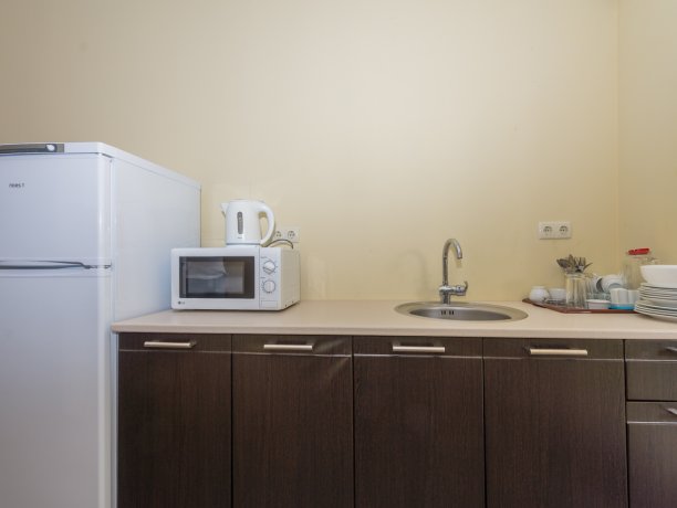 Люкс №190 * 2-х ком. двухкомнатный, база отдыха «Водный мир», Кирилловка. Фото 8