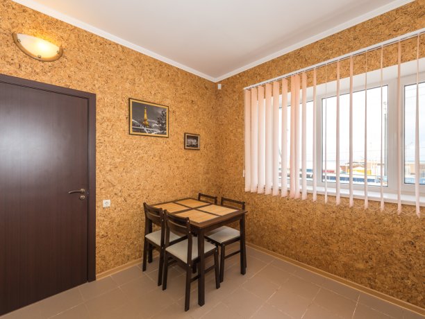 Люкс №91 * 2-х ком. двухкомнатный, база отдыха «Водный мир», Кирилловка. Фото 9