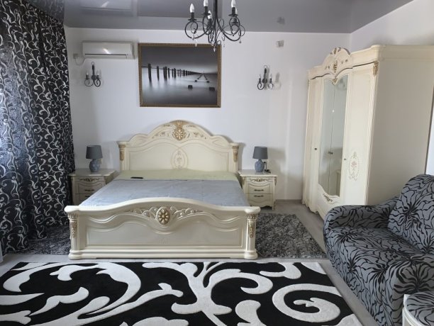 Люкс №117 * 2-х ком. двухкомнатный, база отдыха «Водный мир», Кирилловка. Фото 1