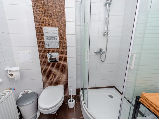 Люкс + №8 однокомнатный, база отдыха «Azov le Chalet», Кирилловка. Фото 8