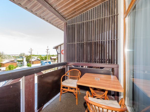 Junior Suite №34 однокомнатный, база отдыха «Azov le Chalet», Кирилловка. Фото 4