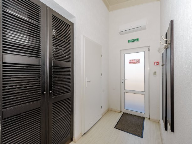 Deluxe №29 однокомнатный, база отдыха «Azov le Chalet», Кирилловка. Фото 2