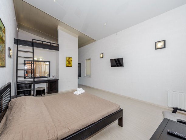 Deluxe №31 однокомнатный, база отдыха «Azov le Chalet», Кирилловка. Фото 11