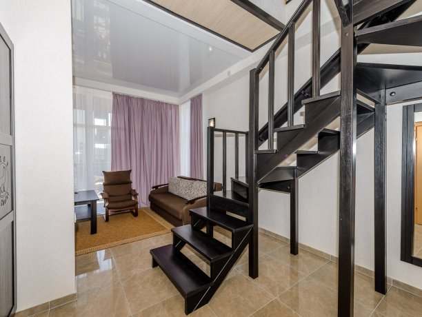 Shale №3 двухкомнатный, база отдыха «Azov le Chalet», Кирилловка. Фото 2