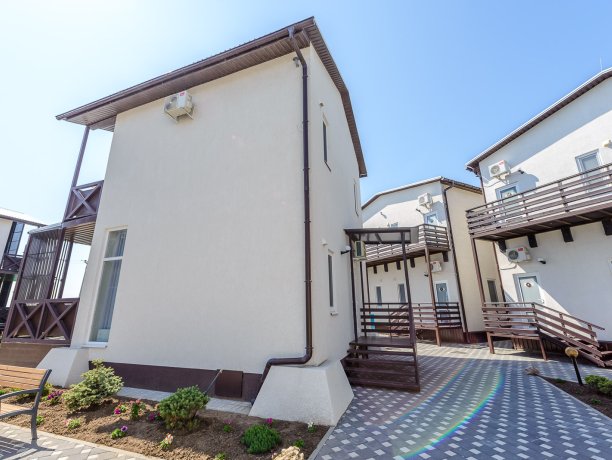 Shale №4 двухкомнатный, база отдыха «Azov le Chalet», Кирилловка. Фото 1