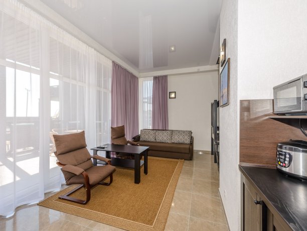 Shale №4 двухкомнатный, база отдыха «Azov le Chalet», Кирилловка. Фото 4