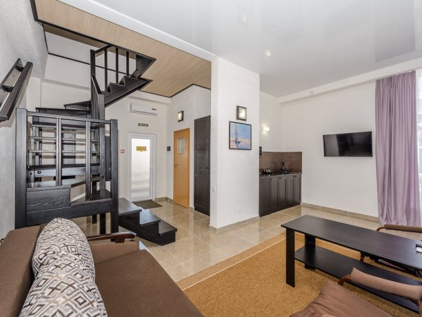 Shale №4 двухкомнатный, база отдыха «Azov le Chalet», Кирилловка. Фото 5